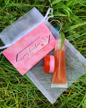 Load image into Gallery viewer, Berry Nude Lip Gloss
