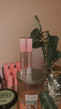 Load image into Gallery viewer, Mariposa Lip Gloss
